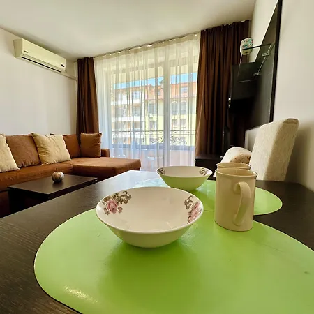 Menada Diamant Apartament Sunny Beach