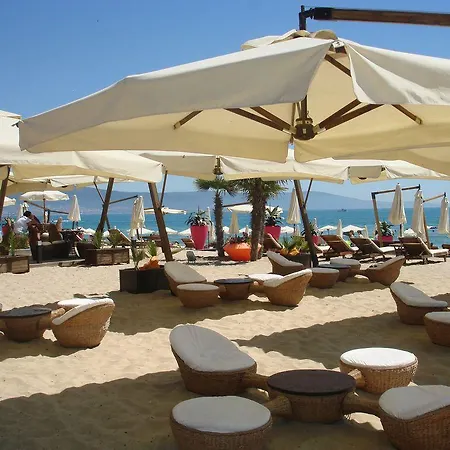 Menada Diamant * 阳光海滩