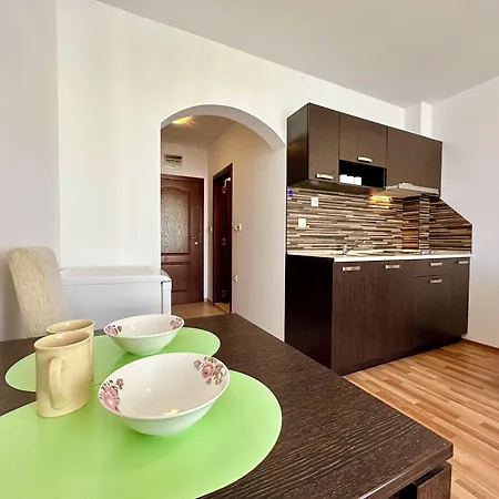 Menada Diamant 阳光海滩