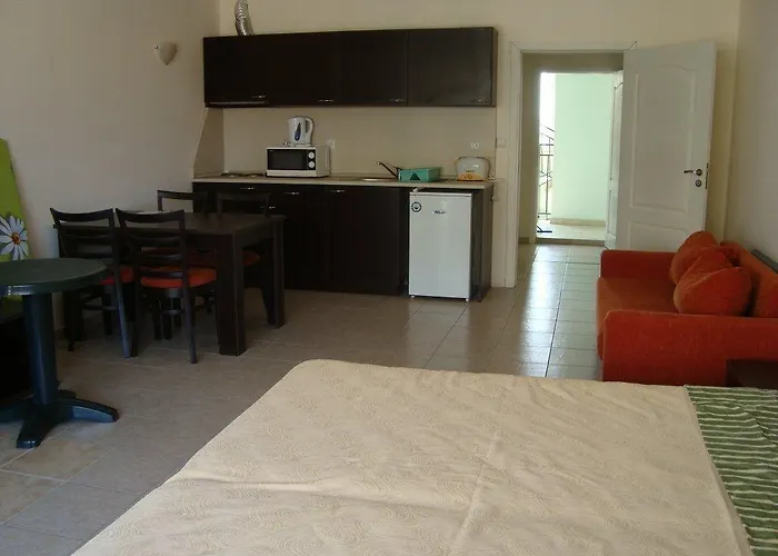 Menada Diamant * Napospart