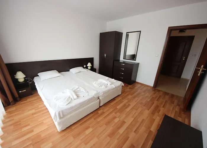 Menada Diamant Apartman Napospart