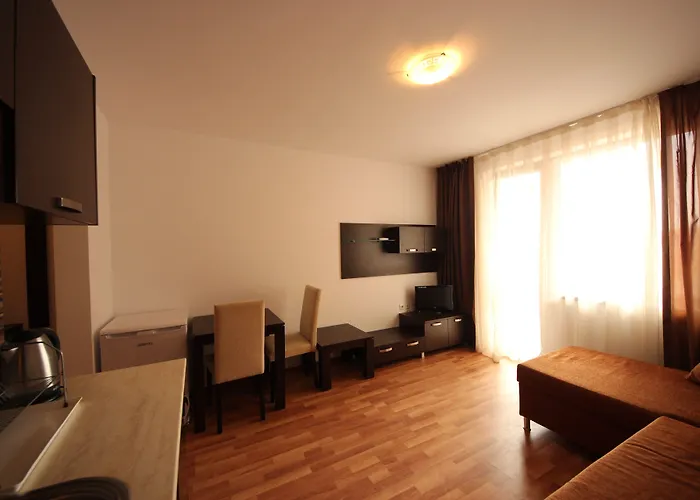 Menada Diamant Apartman Napospart