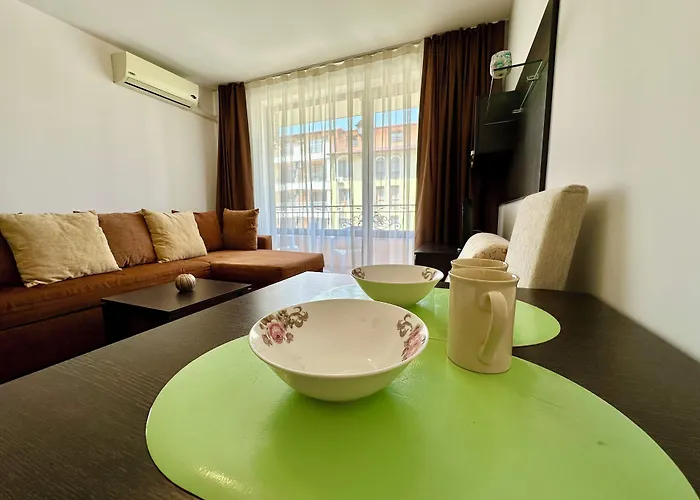 Menada Diamant Apartman Napospart